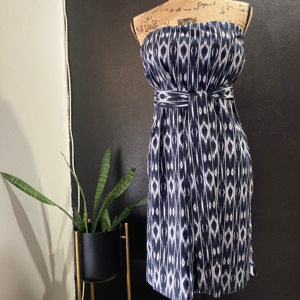 NWT Athleta Ikat Strapless Anywhere Dress 6 Navy White Featherweight Comfortable